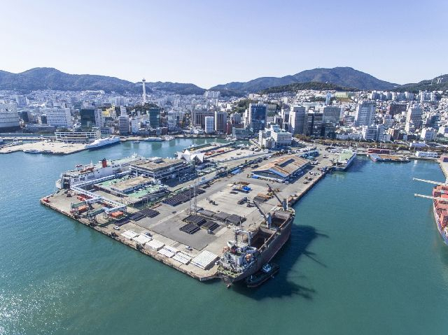 ‘유네스코 세계유산 잠정목록’에 등재된 ‘한국전쟁기 피란수도 부산의 유산’ 중 부산항 제1부두. 세계유산등재추진단 제공