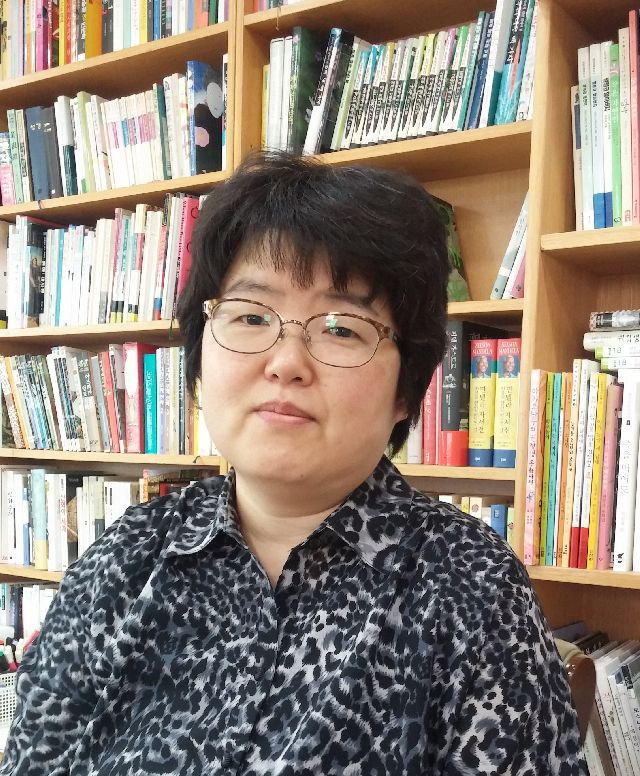 강정아 책과아이들 공동대표가 1일 별세했다.