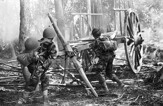 1964년 캄보디아 국경선 인근에서 작정 중인 베트남공화국군 특수부대. 이데아 제공