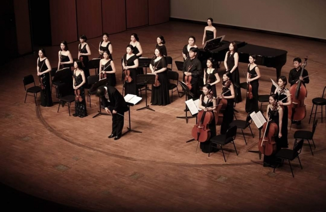 움 체임버 오케스트라. 가이아 제공