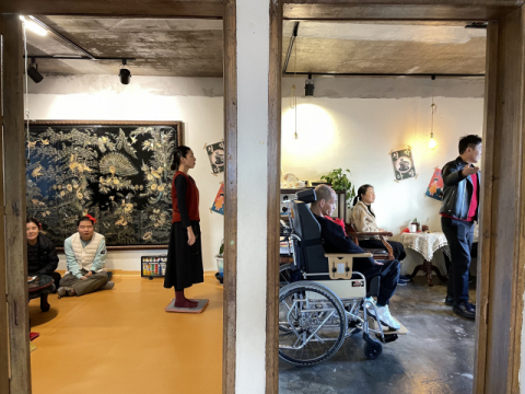 자립 장애인 축하 파티 ‘똑똑똑 예술배달’ 주목