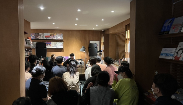 지난해 열린 낭독 콘서트 책갈피 Vol. 2 모습. 윤도경 제공