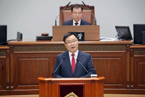 홍남표 창원시장, 2024년 혁신성장 전환 가속화의 해로 만들 것