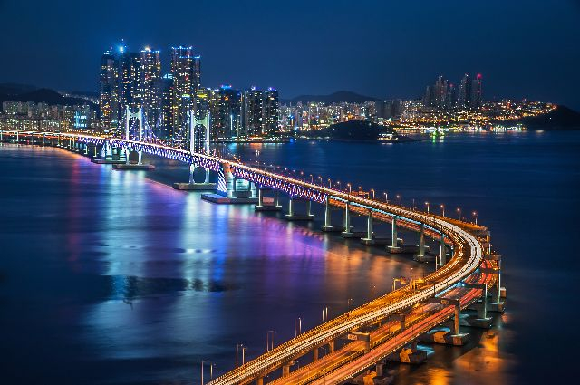 광안대교의 야경.부산일보DB