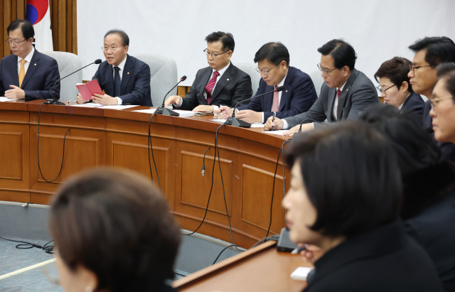 국민의힘 윤재옥 원내대표가 1일 국회에서 열린 원내대책회의에서 발언하고 있다. 연합뉴스 제공.