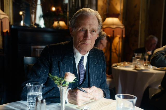 영화 ‘리빙: 어떤 인생’. 티캐스트 제공