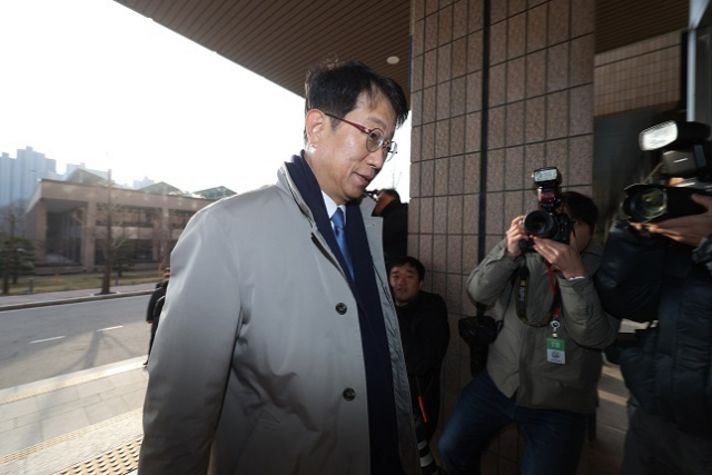 사진은 박상우 후보자가 지난 5일 정부과천청사에 마련된 인사청문회 준비 사무실로 첫 출근을 하는 모습. 연합뉴스