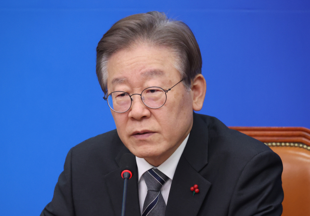 더불어민주당 이재명 대표가 20일 국회에서 열린 최고위원회의에서 발언을 하고 있다. 연합뉴스 제공.