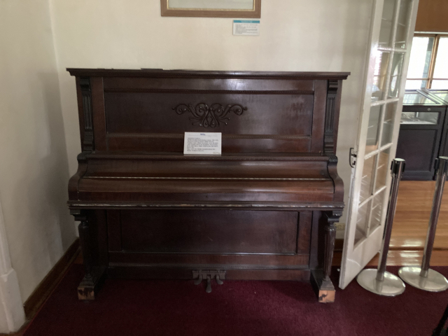 대구 동산병원 선교박물관에 있는 미국산 피아노.