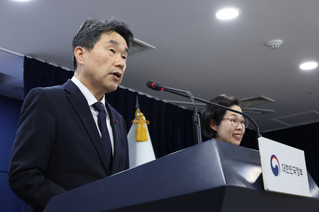 이주호 교육부 장관이 지난 27일 정부서울청사에서 2028년도 대학입시제도 개편 확정안을 발표하고 있다. 연합뉴스