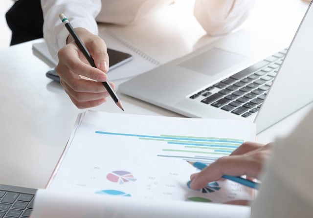 중소벤처기업부와 소상공인연합회는 1월 8일부터 소상공인연합회 누리집에 쿠팡 사태로 인한 입점업체 피해 사실 파악을 위해 ‘쿠팡 사태 소상공인 피해 신고센터’를 운영한다고 밝혔다.(사진은 이미지 사진) 클립아트코리아