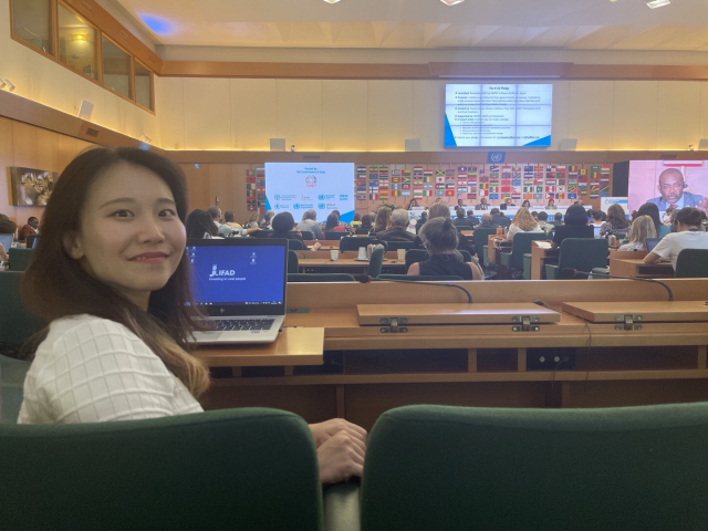 임윤슬 씨가 유엔 식량농업기구 본부회의에 참석한 모습.