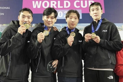 조지아 트빌리시에서 열린 국제펜싱연맹(FIE) 월드컵 단체전에서 우승한 한국 펜싱 남자 사브르 대표팀. 연합뉴스