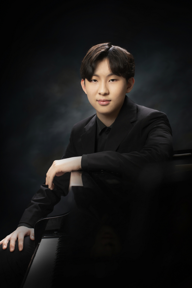 피아노의 고준성. F1963 제공