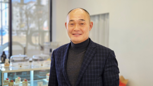 강병환 (사)토박이말바라기 으뜸빛은 우연한 기회에 토박이말을 접한 뒤 그 가치와 매력에 빠졌고, 지금은 그야말로 토박이말 전도사가 됐다.