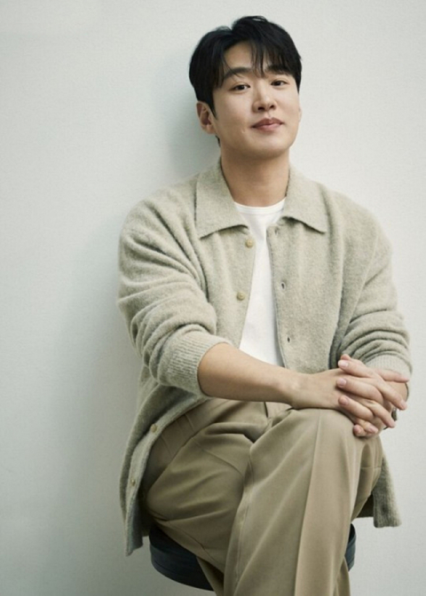 배우 안재홍이 티빙 ‘LTNS’로 시청자를 만나고 있다. 티빙 제공