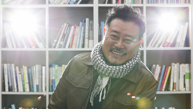 부산서 나고 자란 배우 지대한은 