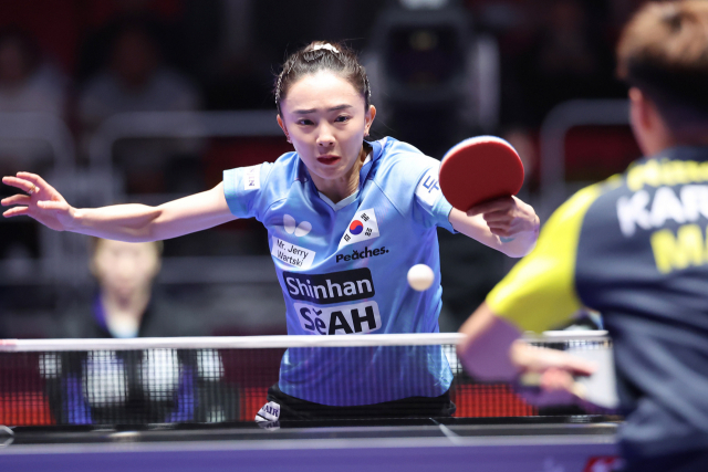 17일 오후 부산 벡스코에서 열린 ‘BNK부산은행 2024 부산세계탁구선수권대회’ 여자 5조 2차전에서 말레이시아를 상대로 승리를 거둔 한국 여자팀의 전지희. 부산세계탁구선수권 조직위 제공