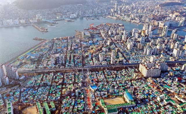 부산 영도구 봉래동, 남항동, 영선동, 신선동 일대 모습. 부산일보DB