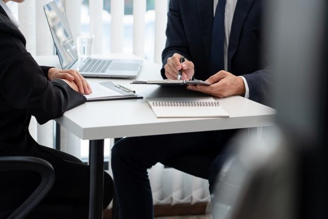 중소기업 이직자 10명 중 8명은 중소기업으로, 1명은 대기업으로 이직하는 것으로 나타났다. 이미지투데이