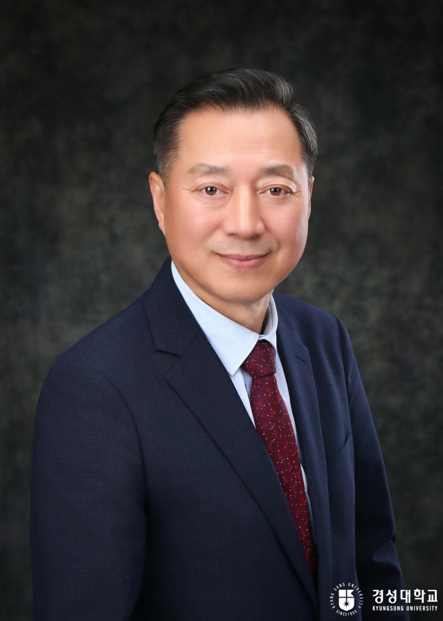 조대호 경성대 제15대 총동창회 신임회장. 경성대 제공