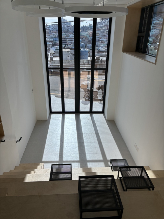 호천마을 달빛 플랫폼 1층 웰컴센터. 부산진구청 제공