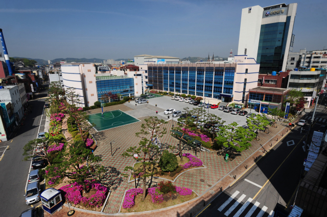 진주청소년수련관 전경. 지역 숙원사업인 진주역사관 건립 부지로 최종 확정됐다. 진주시 제공