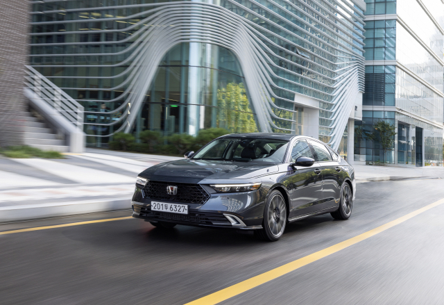 혼다 올 뉴 어코드 하이브리드.