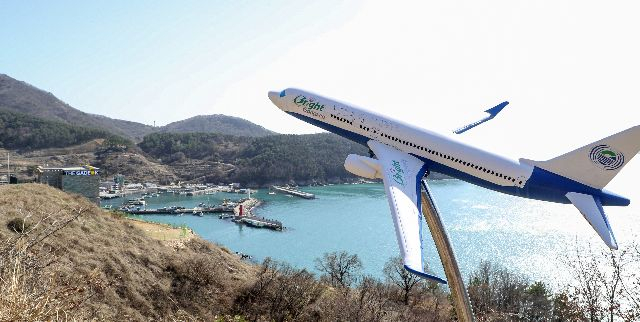 14일 국토교통부의 가덕도신공항 기본계획 수립용역 중간보고회가 열렸다. 사진은 이날 부산 강서구 가덕도의 모습. 김종진 기자 kjj1761@