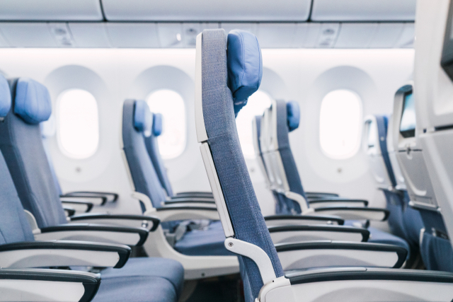 항공기 의자 색깔이 푸른색인 것은 승객에게 심리적 안정을 주기 위해서다. 이미지투데이