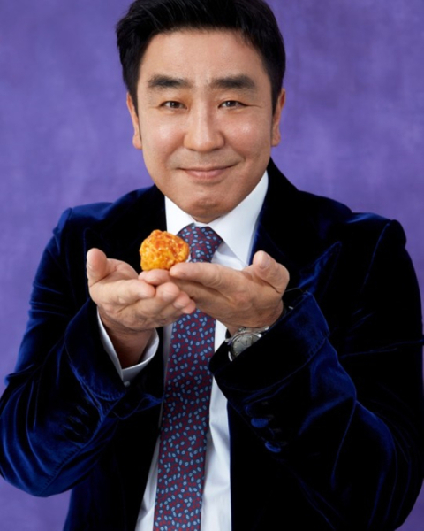 넷플릭스 시리즈 ‘닭강정’에 출연한 배우 류승룡. 넷플릭스 제공