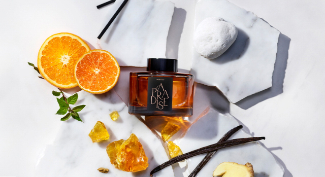 파라다이스 호텔 고유의 향기를 담은 '센트 오브 파라다이스'가 5일부터 올리브영 온라인몰에서 판매를 시작한다. 파라다이스 호텔앤리조트 제공