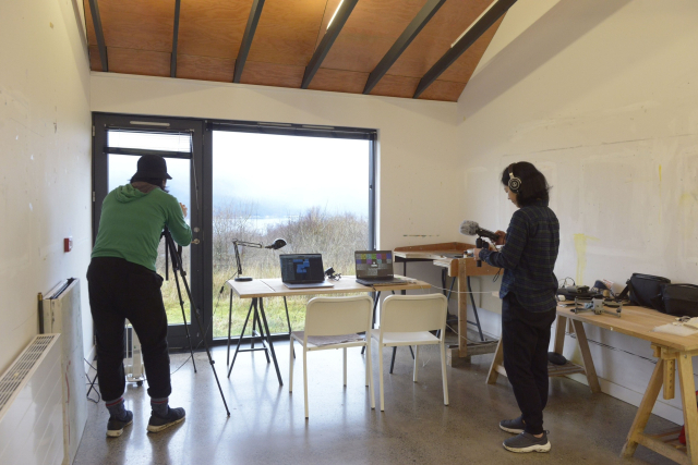 2023년도 레지던시 활성화 지원(기획형, 개인) 사업으로 영국 스코틀랜드 '코브 파크' 참여작가 서소형 활동 모습. 부산문화재단 제공