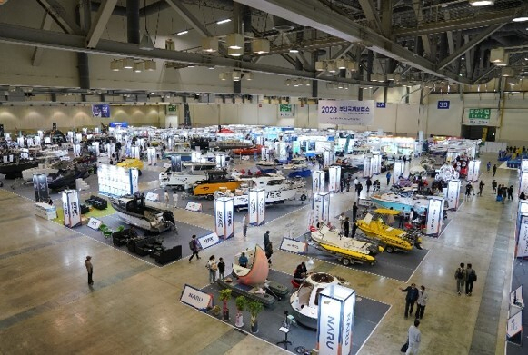 ‘2023년 부산국제보트쇼’ 기간 벡스코 보트 전시장 전경. 해수부 제공