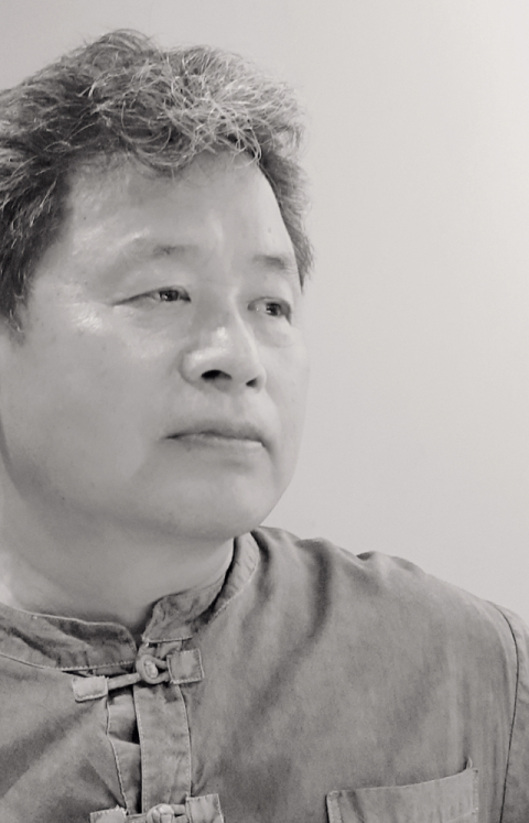 동길산 시인. 박정화 사진가 제공