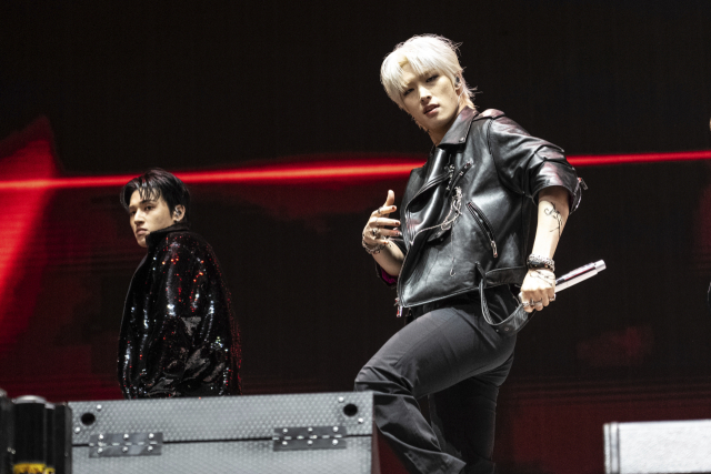 그룹 '에이티즈'의 '코첼라 밸리 뮤직 앤드 아츠 페스티벌(Coachella Valley Music and Arts Festival)' 공연 모습. AP연합뉴스