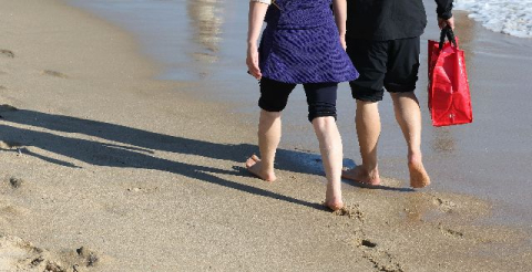 해운대해수욕장 해변서 발견된 신원미상 여성… 끝내 숨져