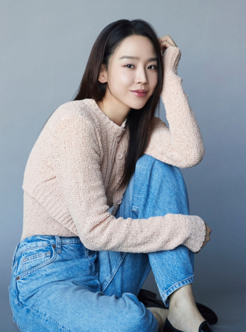 배우 신혜선이 영화 ‘그녀가 죽었다’로 스크린 나들이에 나선다. 아이오케이컴퍼니 제공