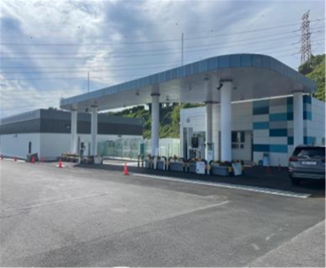 부산 강서 시내버스 공영차고지에 조성된 수소충전소. 부산시 제공