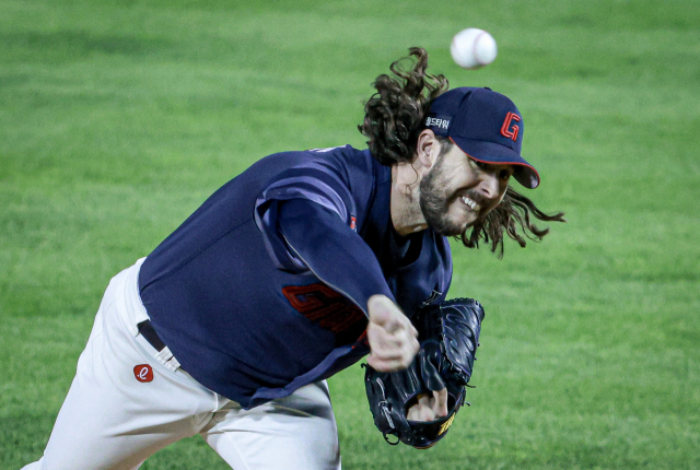 지난 4일 KIA전에서 무사사구 완봉승을 따낸 롯데 자이언츠 선발투수 애런 윌커슨. 롯데 자이언츠 제공