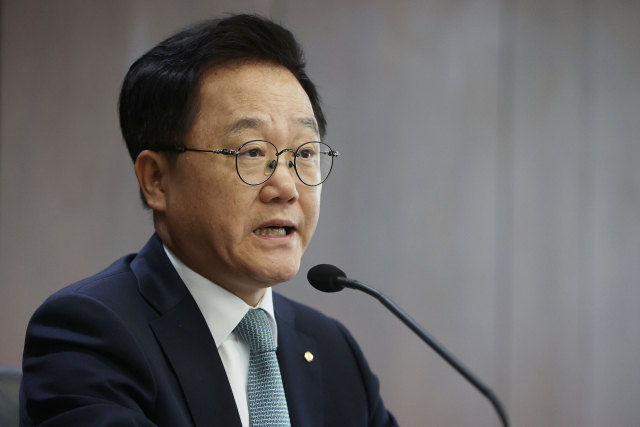 강석훈 산업은행 회장이 11일 오후 서울 영등포구 KDB산업은행 본점에서 취임 2주년 기자간담회를 하고 있다. 연합뉴스