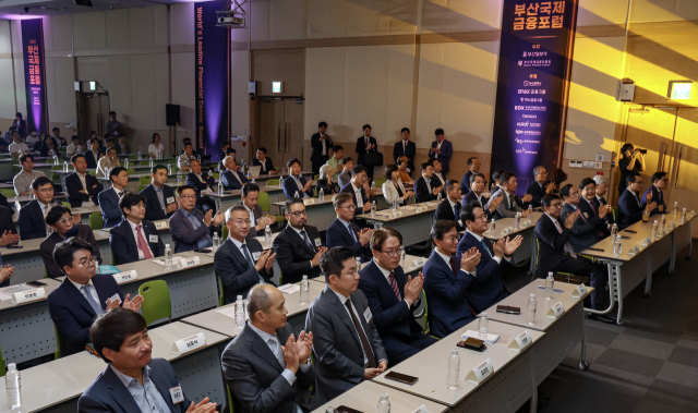 부산일보와 부산국제금융진흥원이 공동 주최한 ‘2024 부산국제금융포럼’이 25일 부산 해운대구 벡스코 제2전시장에서 성황리에 열렸다. 김종진 기자 kjj1761@