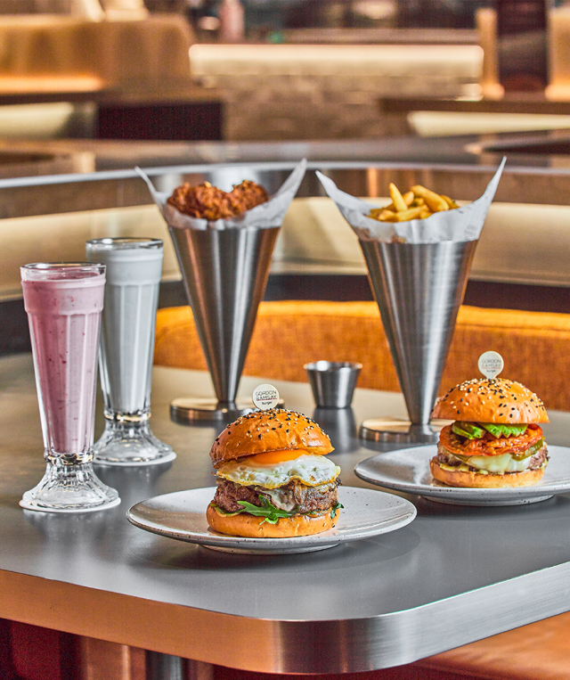 고든램지버거 센텀시티점이 오픈 1주년을 기념해 특별 구성 세트 메뉴를 선보인다. 고든램지버거 제공
