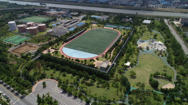 양산 하수처리장인 수질정화공원 전경. 양산시 제공