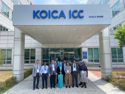 KOICA 본부에서 진행된 연수 수료식