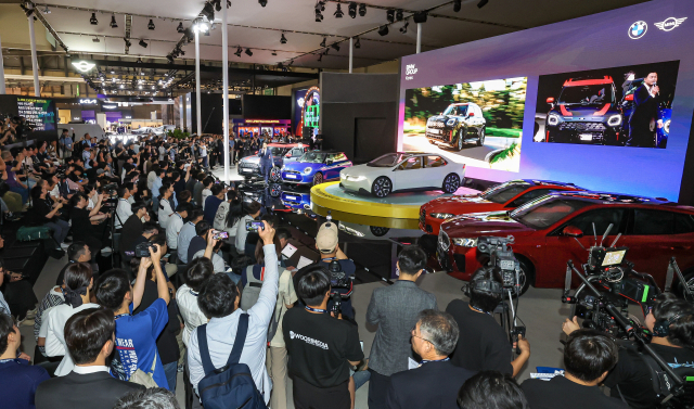 지난달 28일부터 지난 7일까지 열흘간 벡스코에서 열린 ‘2024 부산모빌리티쇼’에 61만 명의 방문객이 다녀갔다. 지난달 27일 열린 언론공개 행사 모습. 김종진 기자 kjj1761@