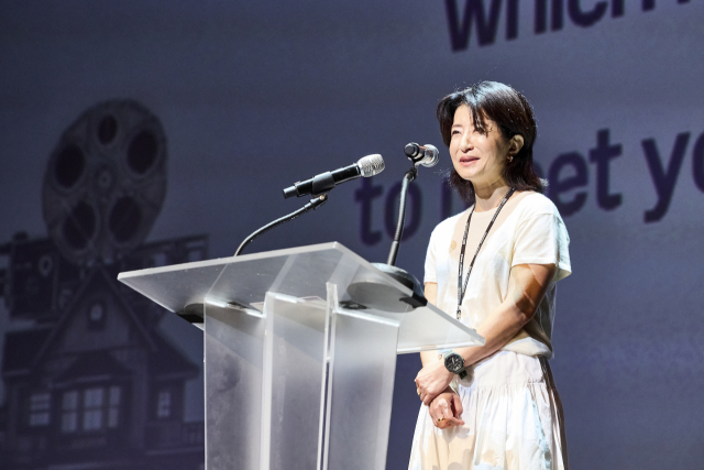 BIKY 이현정 집행위원장이 개막식에서 인사말을 하고 있다. BIKY 제공