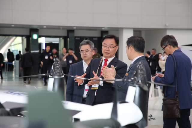 지난 5일 인천에서 열린 2024 대한민국 드론박람회에 참석한 홍남표 창원시장. 창원시 제공