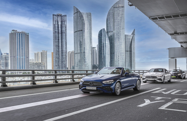 메르세데스-벤츠 ‘CLE 카브리올레’ 주행모습. 벤츠코리아 제공