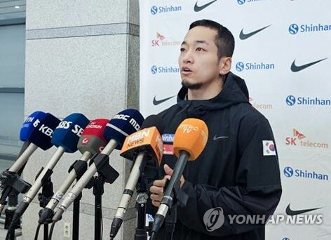 2024 파리 올림픽 브레이킹 출전권을 따낸 비보이 김홍열이 지난 6월 기자회견에서 올림픽 선전을 다짐하고 있다. 연합뉴스